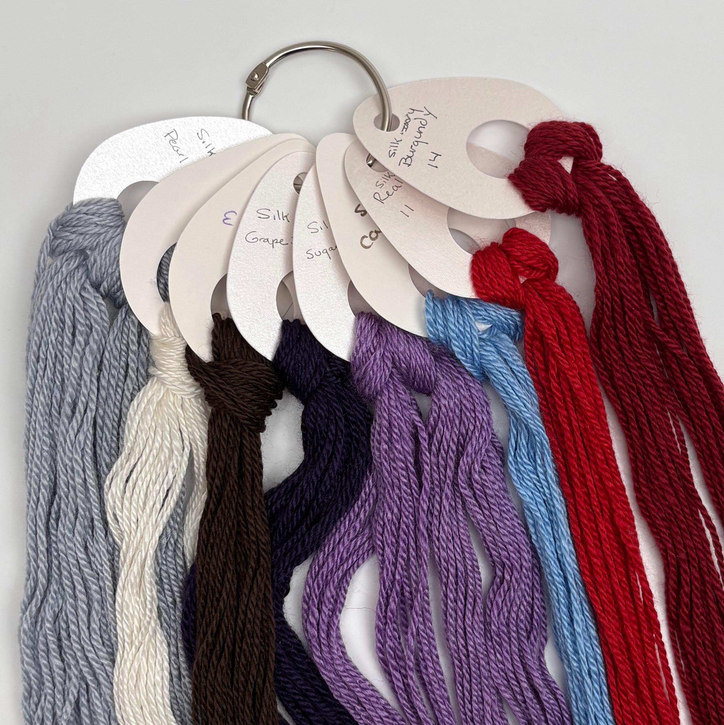 Teardrop Thread Organizer with Ring (set of 20 drops)