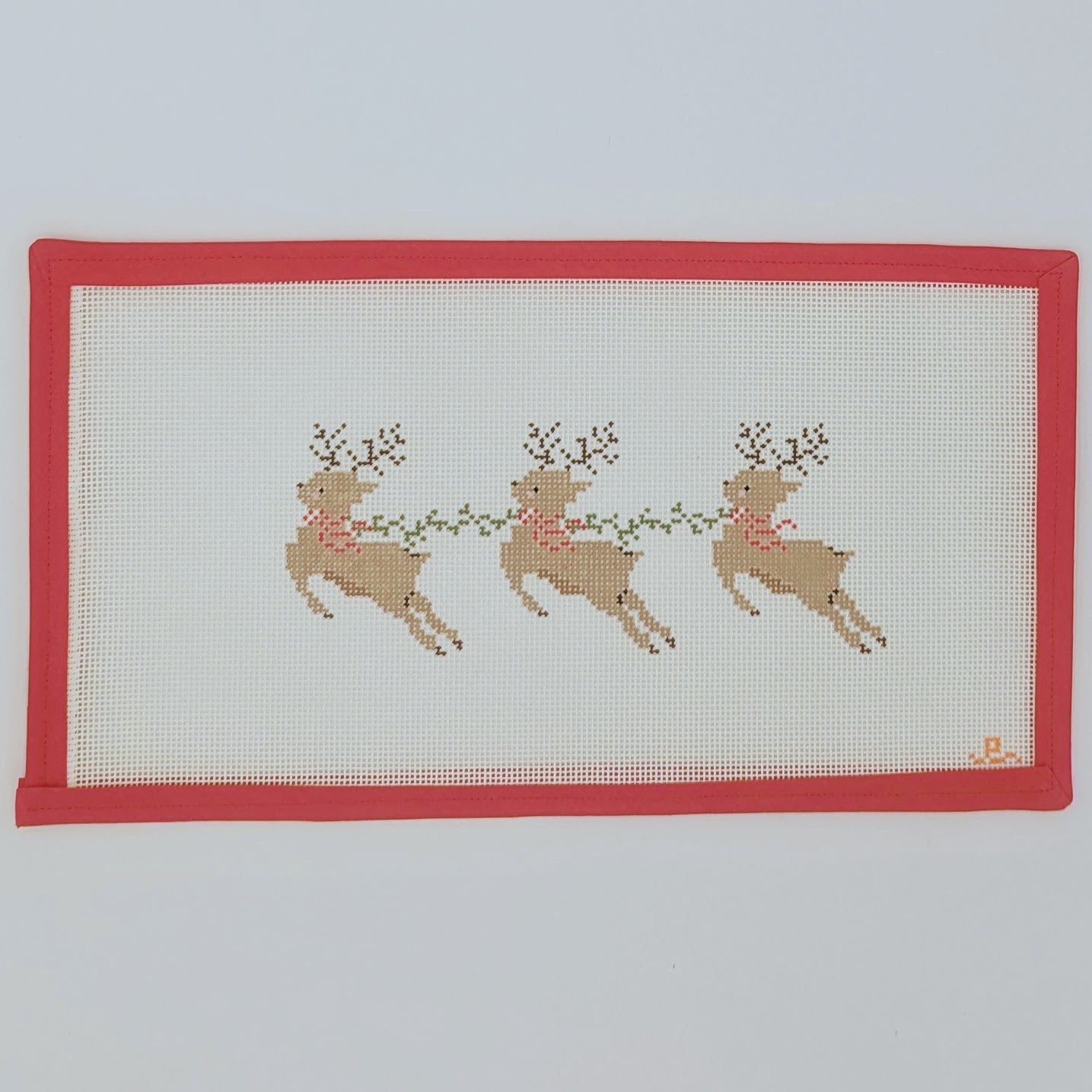 Santa's Reindeer Lineup (18 mesh)