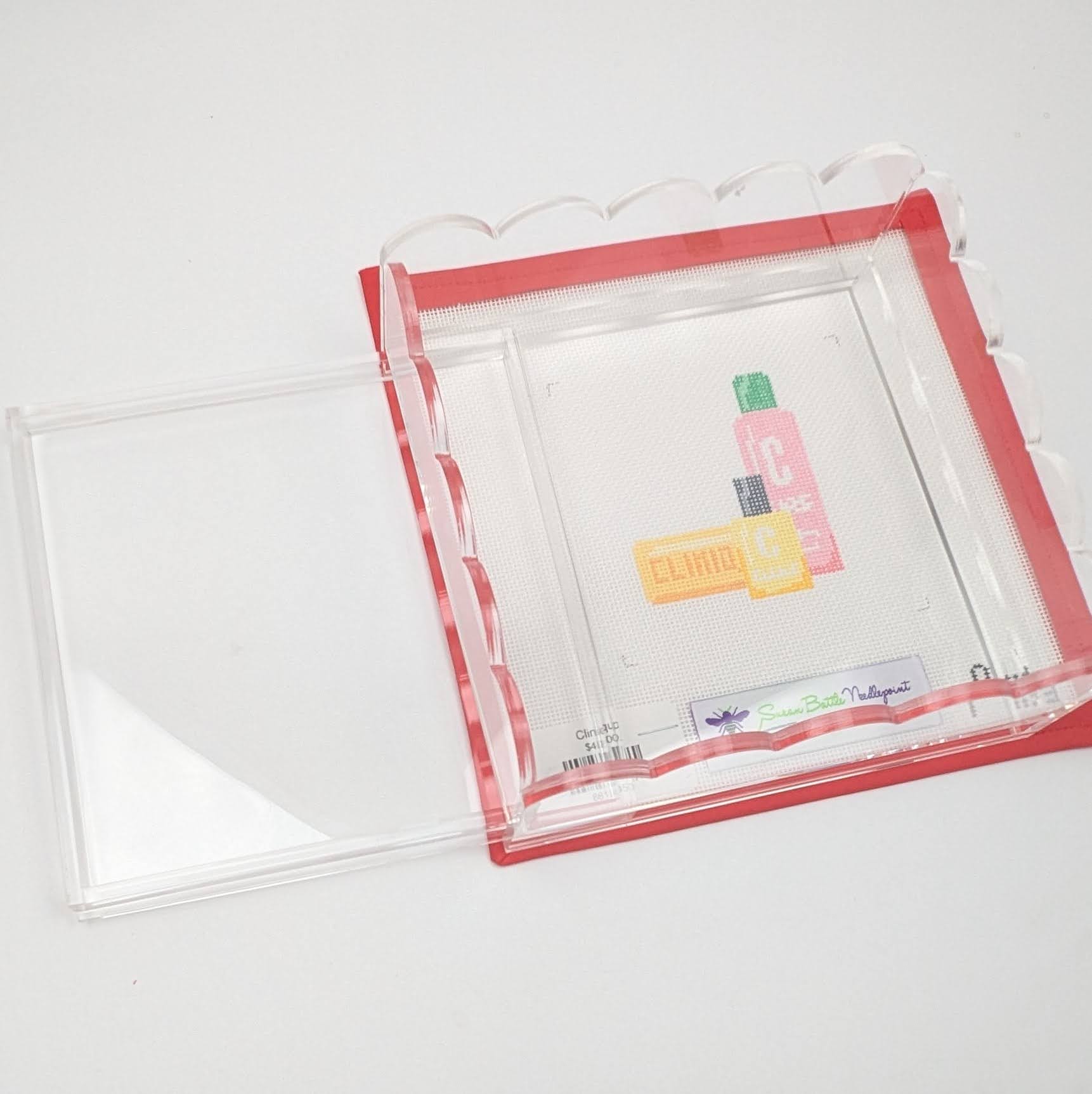 Small Scalloped Acrylic Tray 6.5" x 6.5"