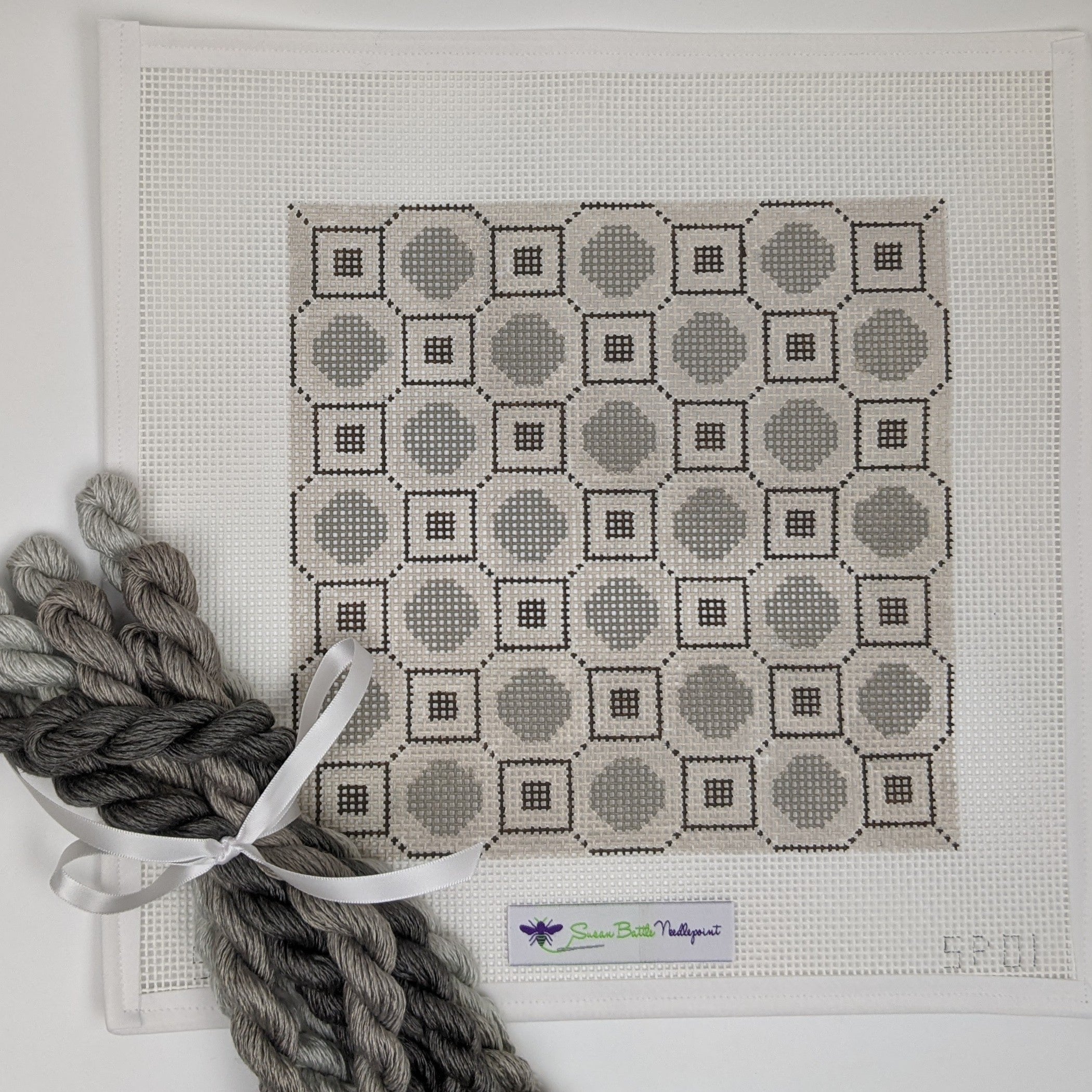 Tan Circles & Squares (10 mesh) CANVAS & FIBERS KIT
