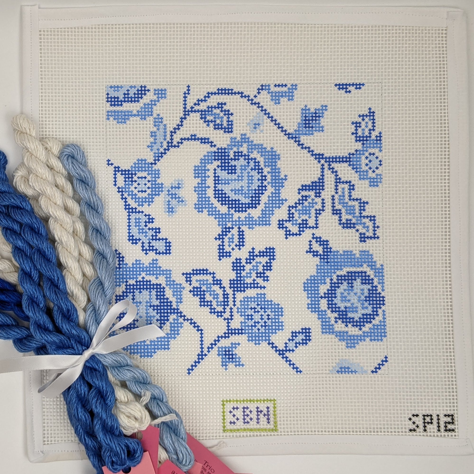 Blue & White Floral (10 mesh) CANVAS & FIBERS KIT