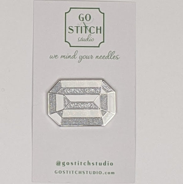 White Diamond "The Crown Jewel" Needle Minder Magnet