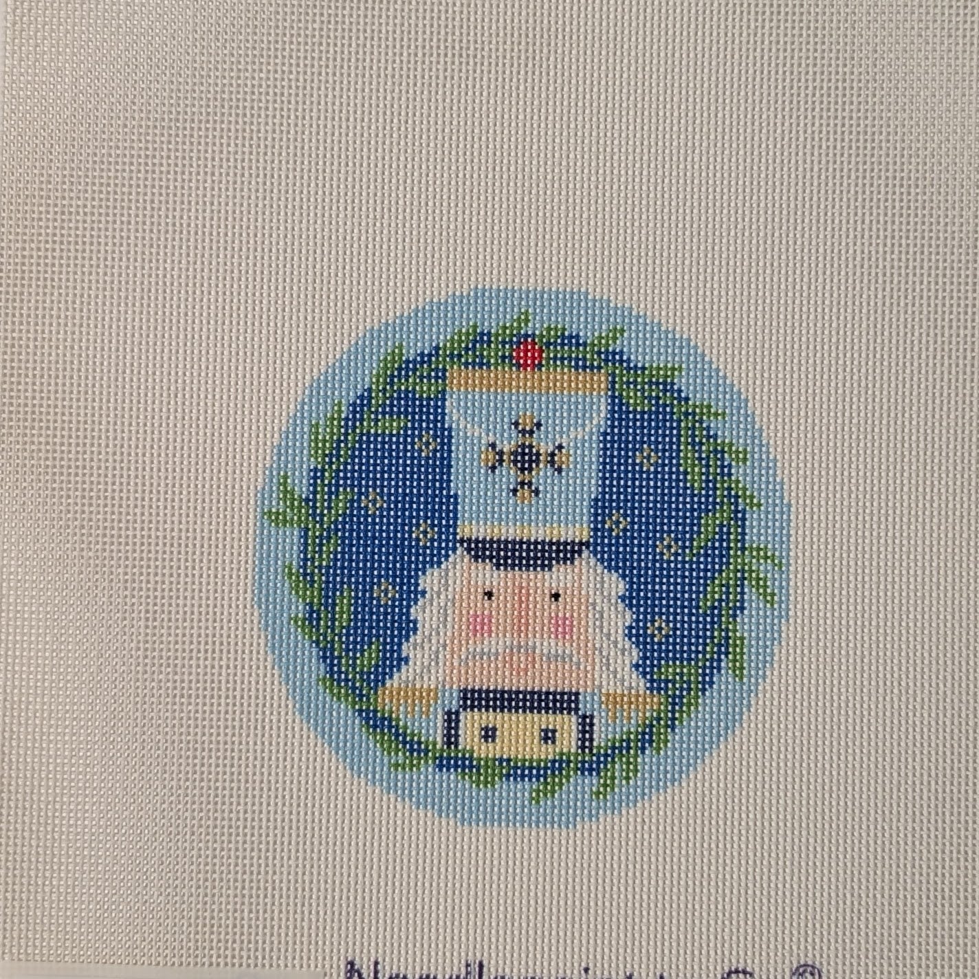 Nutcracker Round Otto