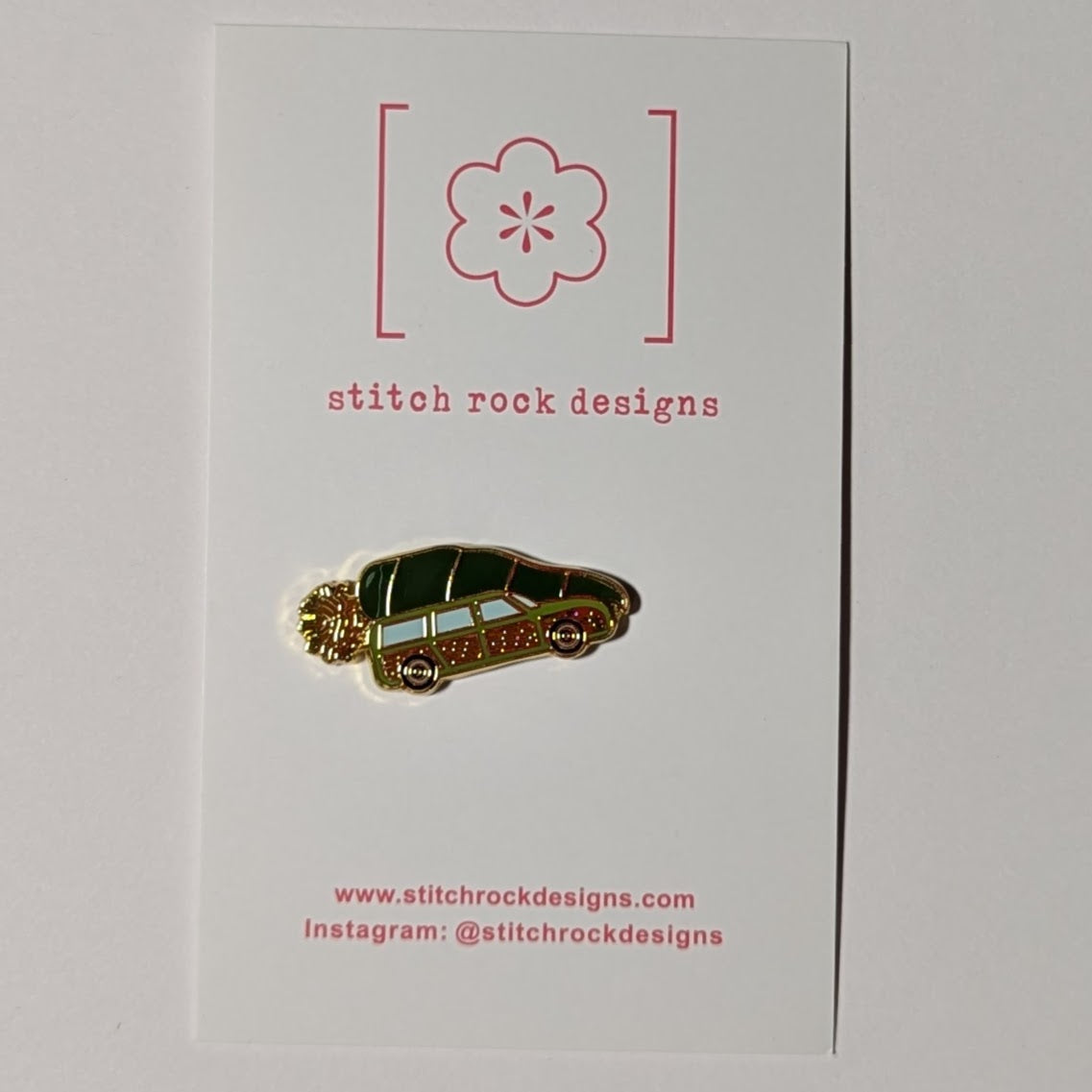 Griswold Woody Wagon Needle Minder Magnet