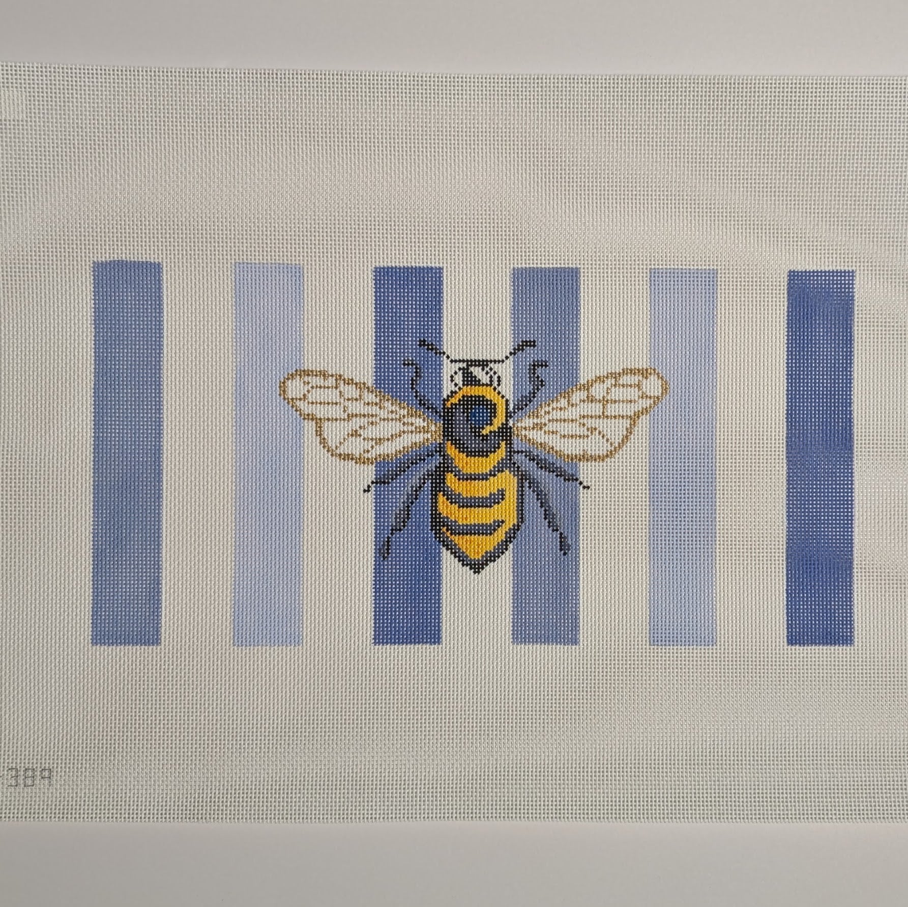 Bee w. Stripes