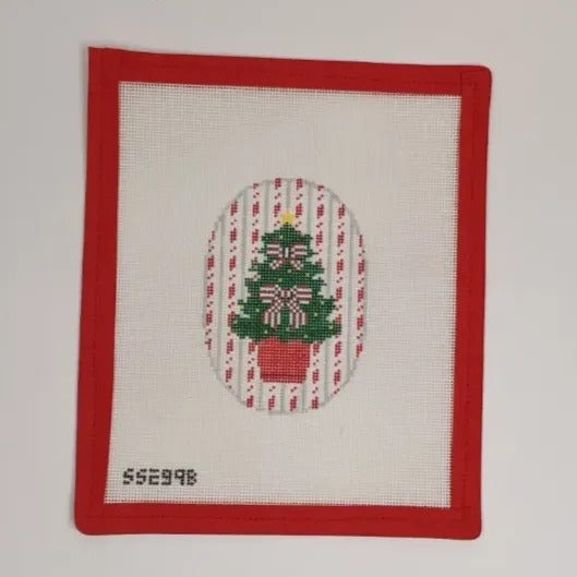 Christmas Tree w. Bows