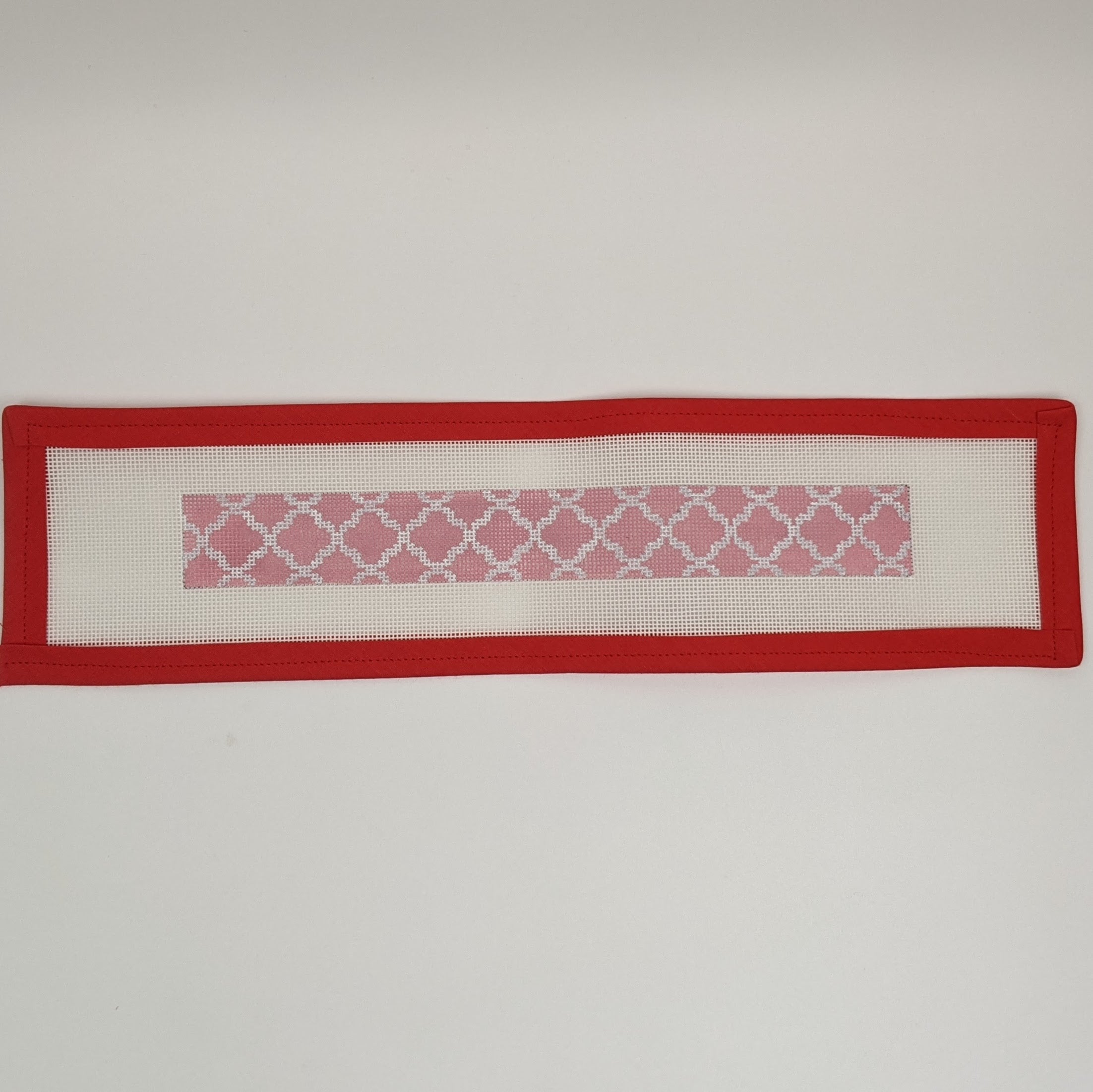 Quatrefoil Key Fob Light Pink