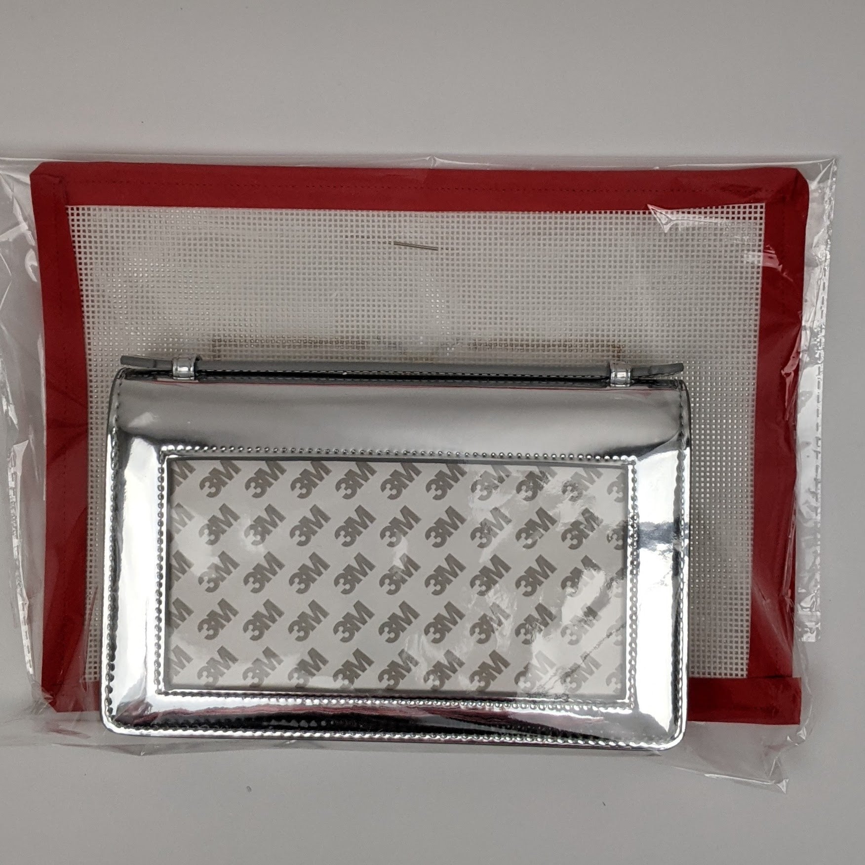 Self-Finishing Clutch Purse & Canvas Kit