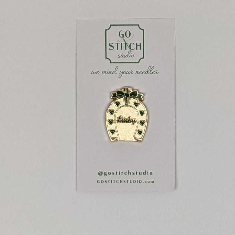 Lucky Heart Horseshoe Needle Minder Magnet
