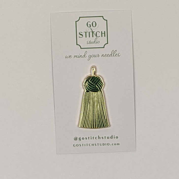 Emerald French Knot Tassel Needle Minder Magnet