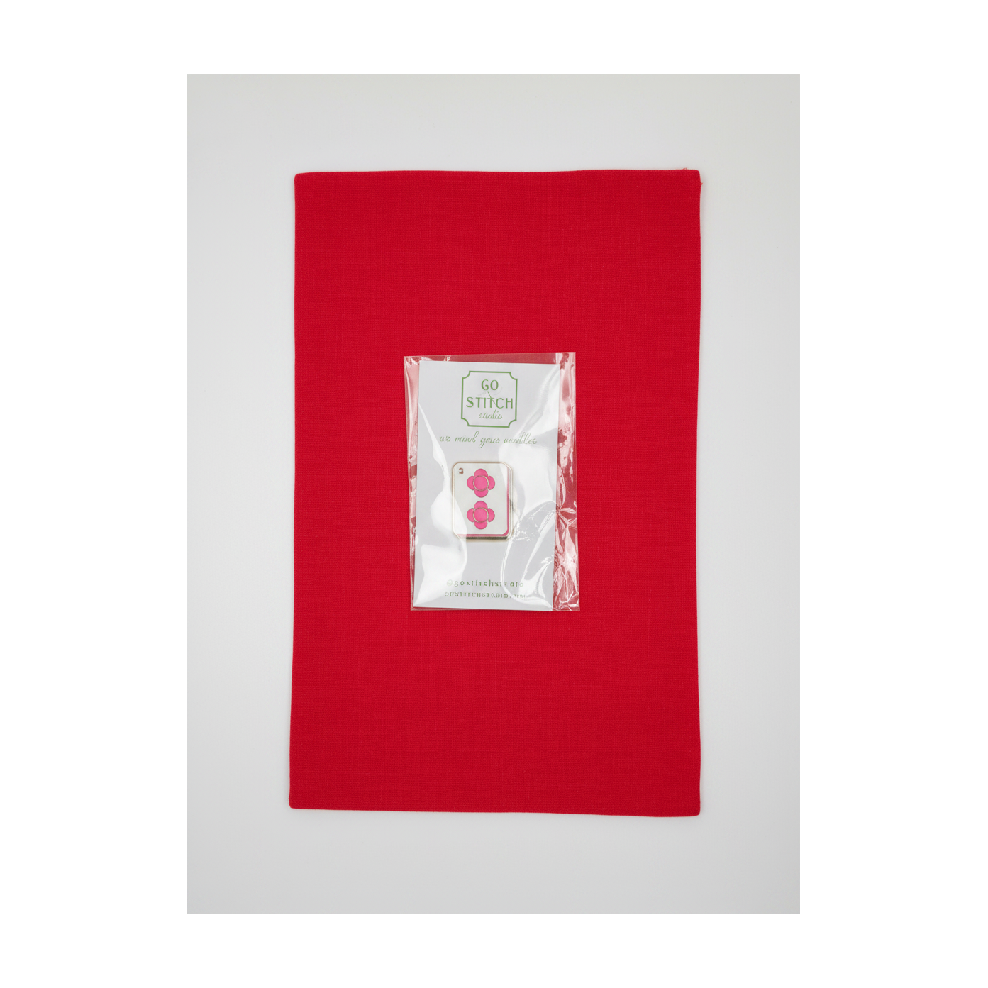 Two Dot Hot Pink Mahjong Tile Needle Minder Magnet