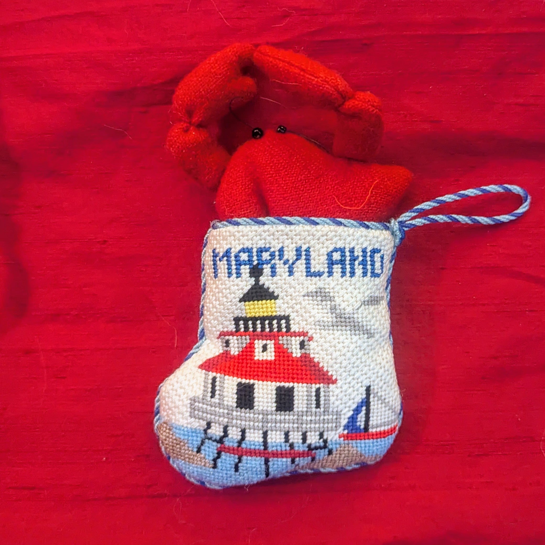 Maryland Lighthouse and Crab + stuffie