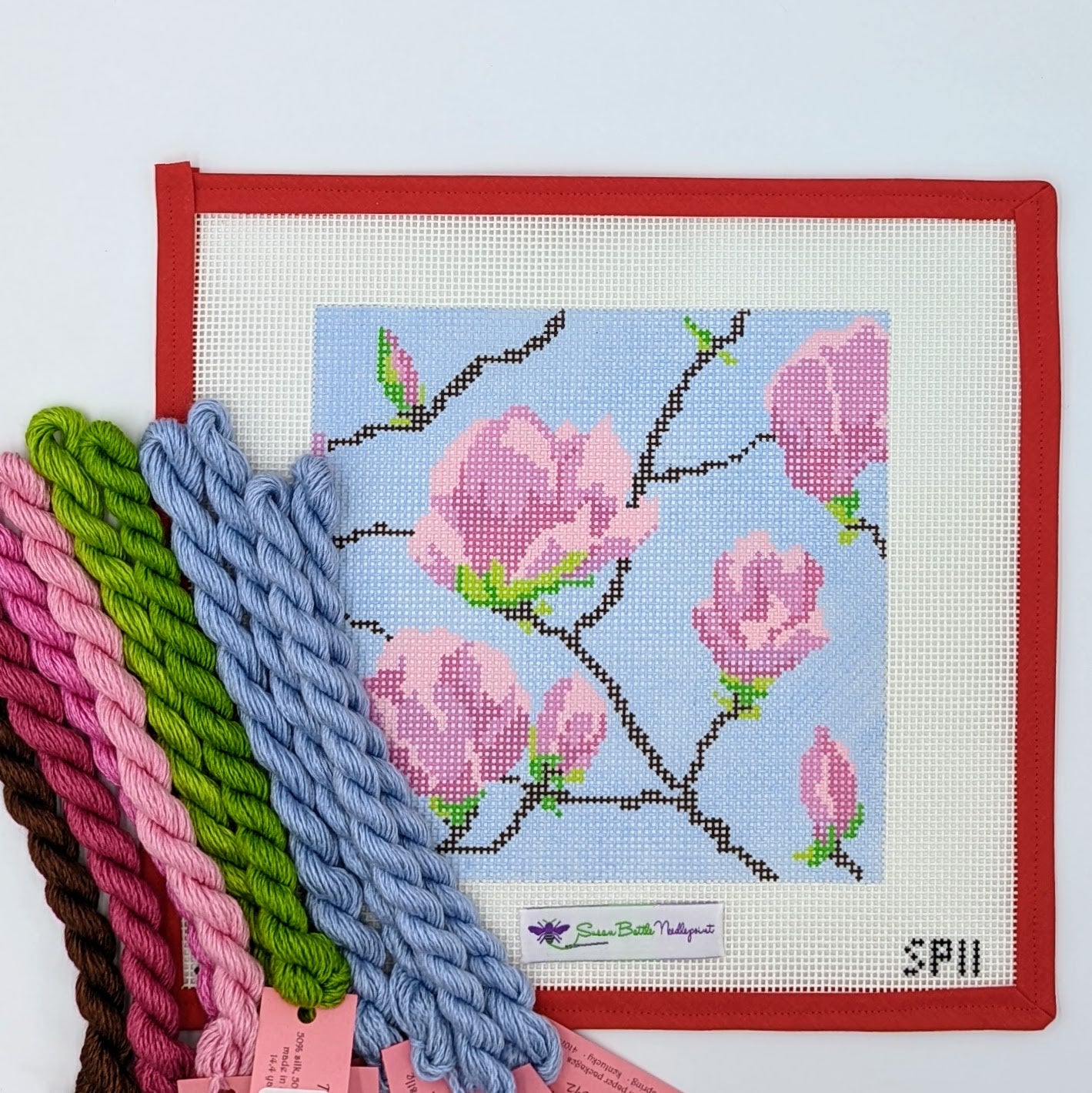 Magnolia Blossoms (10 mesh) CANVAS & FIBERS KIT